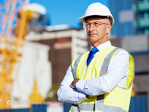 建筑工程師 智能化時(shí)代下的工地守護(hù)者與建設(shè)者